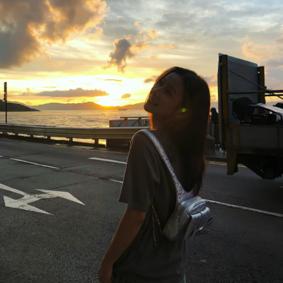 被狠狠拿捏的自由感高级ins女生头像 女生头像 第2张