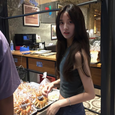 慵懒冷淡风女生头像，狠狠心动 女生头像 第5张