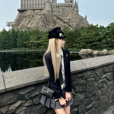 被惊艳！ins高级感爆棚的绝美身材女生头像来袭 女生头像 第2张