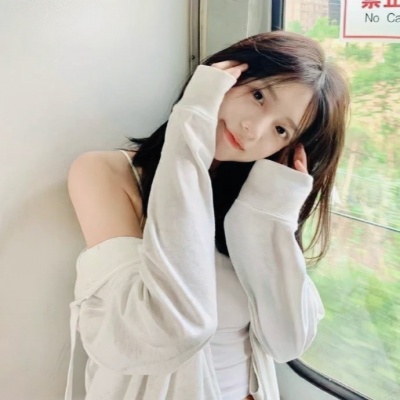 流行头像2025女生,风格各异 女生头像 第5张 流行头像2025女生,风格各异 女生头像 第5张