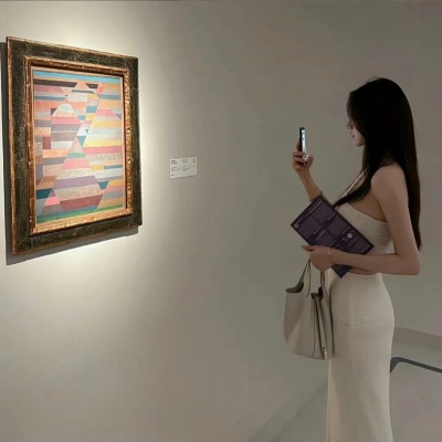 2025最新的Ins高级质感氛围女生头像分享 女生头像 第1张 2025最新的Ins高级质感氛围女生头像分享 女生头像 第1张