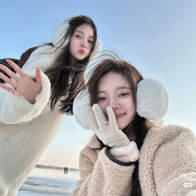 超甜!ins风可爱双人闺蜜女生头像来袭 友情头像 第3张 超甜!ins风可爱双人闺蜜女生头像来袭 友情头像 第3张