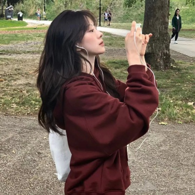 氛围感唯美小众女生头像分享 女生头像 第10张 氛围感唯美小众女生头像分享 女生头像 第10张