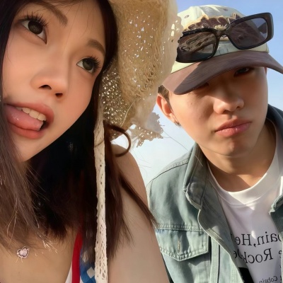 双人情侣头像真人明显，秀出你们甜蜜的爱情！ 情侣头像 第6张