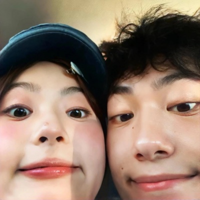 甜度超标!一辈子都不想换的真人氛围感情侣头像 情侣头像 第5张 甜度超标!一辈子都不想换的真人氛围感情侣头像 情侣头像 第5张