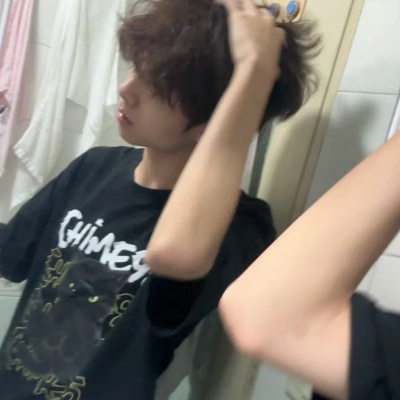青春感爆棚的真人少年头像推荐 男生头像 第9张 青春感爆棚的真人少年头像推荐 男生头像 第9张
