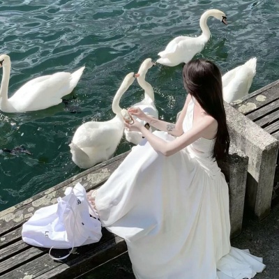 绝美!海边唯美背影女头推荐 女生头像 第7张 绝美!海边唯美背影女头推荐 女生头像 第7张