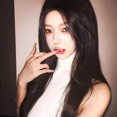 酷飒必备!高冷霸气女生头像来袭 女生头像 第4张 酷飒必备!高冷霸气女生头像来袭 女生头像 第4张