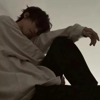 小众干净氛围感男生头像推荐 男生头像 第5张 小众干净氛围感男生头像推荐 男生头像 第5张