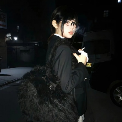 小众滤镜女生头像，宝藏氛围感拉满 女生头像 第3张