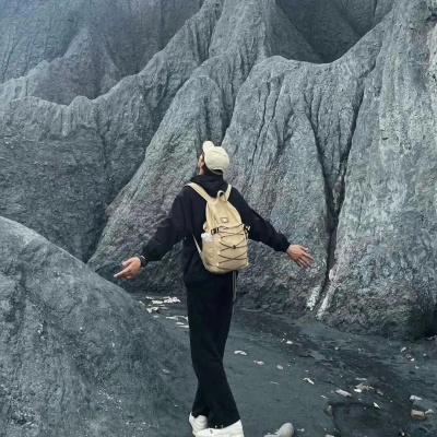 被这组ins高级自由感背影男头拿捏住了! 男生头像 第8张 被这组ins高级自由感背影男头拿捏住了! 男生头像 第8张