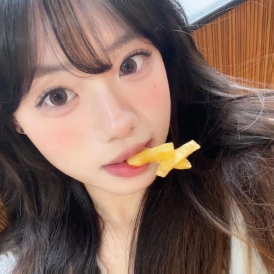 可爱气质女生头像精选:温柔感 / 高级感 /ins风,总有一款戳中你 女生头像 第4张 可爱气质女生头像精选:温柔感 / 高级感 /ins风,总有一款戳中你 女生头像 第4张