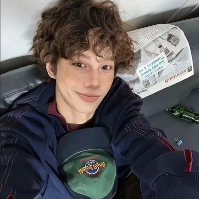 ins个性男生头像,让人忍不住多看几眼! 男生头像 第9张 ins个性男生头像,让人忍不住多看几眼! 男生头像 第9张