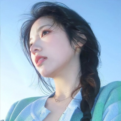 被蓝色系清新女头狠狠拿捏住了 女生头像 第2张