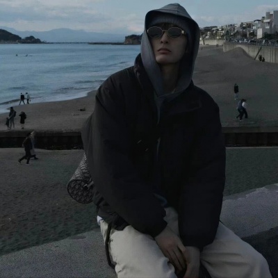 帅哥们看过来！精选高质量男生氛围感头像来啦 男生头像 第7张