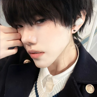 2025最新的ins小众男生头像来啦! 男生头像 第5张 2025最新的ins小众男生头像来啦! 男生头像 第5张