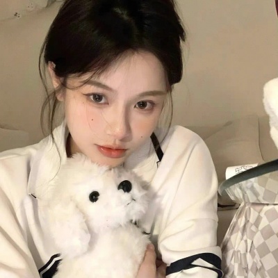 超绝！舍不得换掉的小众可爱女生头像 女生头像 第1张