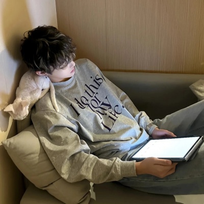 挖到宝啦！小众ins氛围感男头推荐 男生头像 第7张