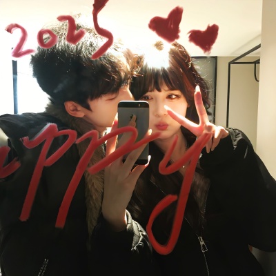 滤镜感拉满的真人双人氛围情头来啦  情侣头像 第5张