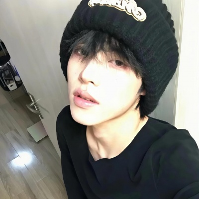 超绝！小众帅气的年轻男生头像分享 男生头像 第3张