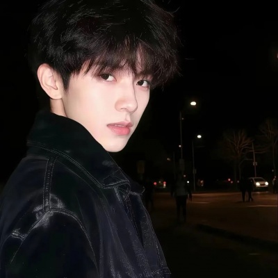 个性微信头像小众男生,每一张都充满独特魅力 男生头像 第8张 个性微信头像小众男生,每一张都充满独特魅力 男生头像 第8张