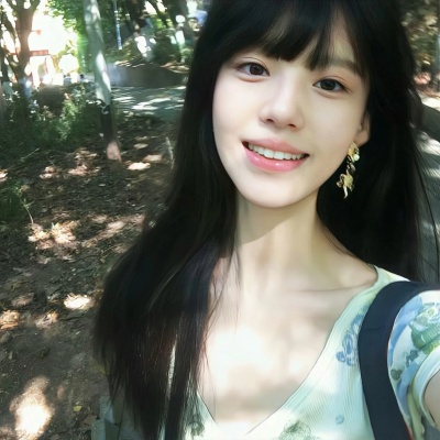 被这组绿色系清新女头美到心颤! 女生头像 第1张 被这组绿色系清新女头美到心颤! 女生头像 第1张