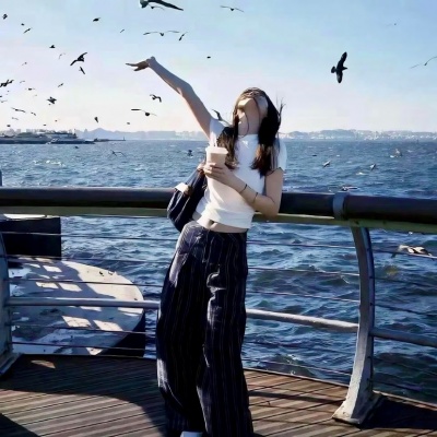 美哭!超绝的ins氛围唯美蓝色女生头像来啦 女生头像 第9张 美哭!超绝的ins氛围唯美蓝色女生头像来啦 女生头像 第9张