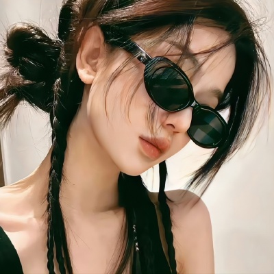 超绝！个性酷飒女生头像分享 女生头像 第2张