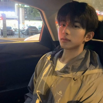 超绝！青春帅气个性男生头像分享 男生头像 第5张