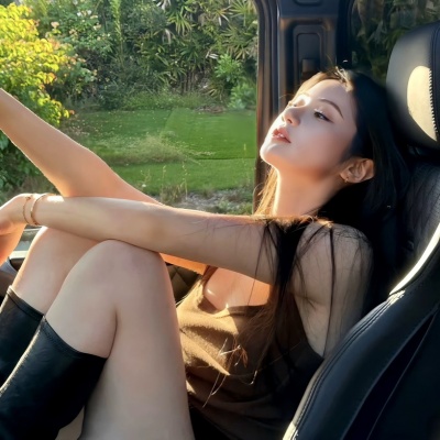 超绝！个性酷飒女生头像分享 女生头像 第1张