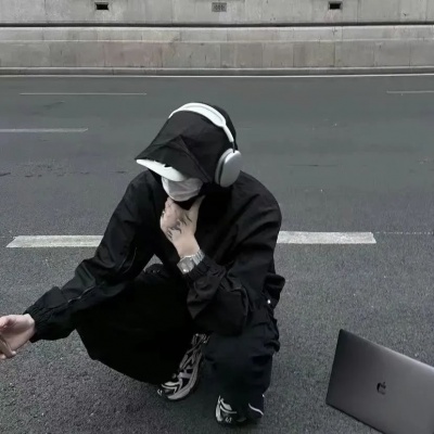 被帅到!ins高级质感氛围感男生头像 男生头像 第7张 被帅到!ins高级质感氛围感男生头像 男生头像 第7张