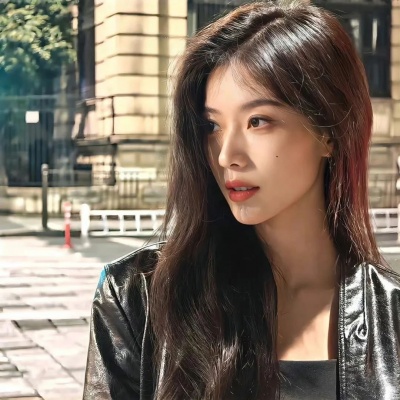 氛围感拉满的气质女生头像,高级感爆棚 女生头像 第3张 氛围感拉满的气质女生头像,高级感爆棚 女生头像 第3张