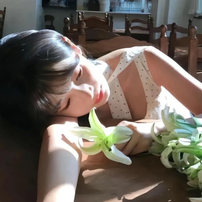小众甜美女生头像,氛围感拉满 女生头像 第3张 小众甜美女生头像,氛围感拉满 女生头像 第3张