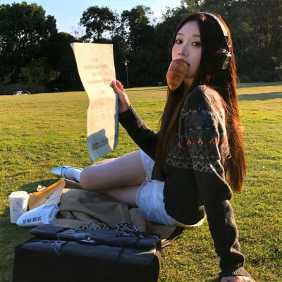 被这组绿色气质氛围女生头像美哭啦 女生头像 第1张 被这组绿色气质氛围女生头像美哭啦 女生头像 第1张