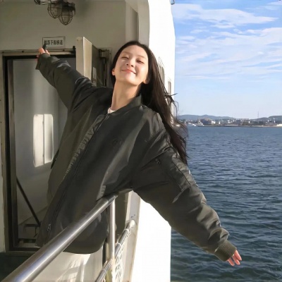 被狠狠拿捏住的自由氛围感微信头像! 女生头像 第7张 被狠狠拿捏住的自由氛围感微信头像! 女生头像 第7张