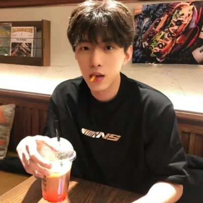超绝!男生ins头像真人 男生头像 第3张 超绝!男生ins头像真人 男生头像 第3张