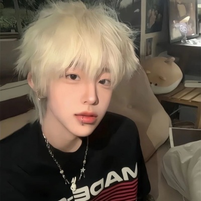 帅哥们必看的个性微信头像来啦 男生头像 第2张
