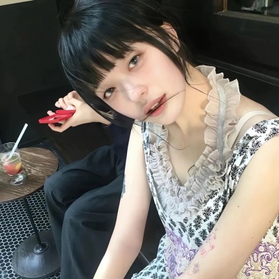 小众甜美女生头像,氛围感拉满 女生头像 第6张 小众甜美女生头像,氛围感拉满 女生头像 第6张