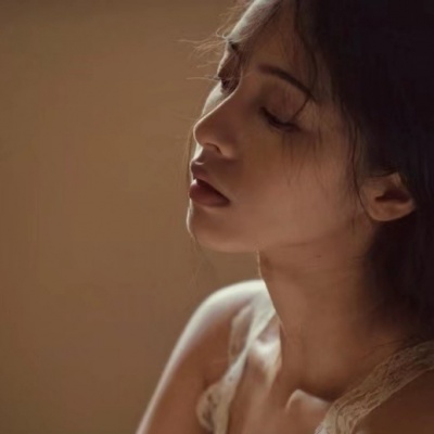 超绝!复古文艺小众女头来袭 女生头像 第3张 超绝!复古文艺小众女头来袭 女生头像 第3张