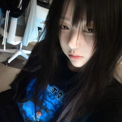 挖到宝啦!超酷权威小众滤镜女头来袭 女生头像 第2张 挖到宝啦!超酷权威小众滤镜女头来袭 女生头像 第2张