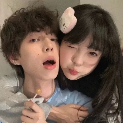 小众高质量两张一对真人情侣头像 情侣头像 第1张 小众高质量两张一对真人情侣头像 情侣头像 第1张