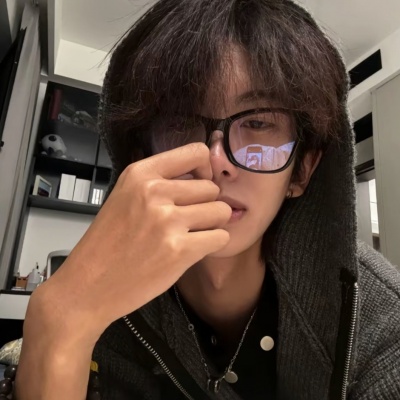 挖到宝啦！超绝ins小众男头精选 男生头像 第5张