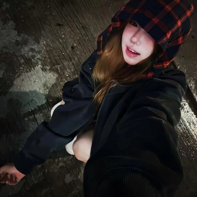 挖到宝啦!超酷权威小众滤镜女头来袭 女生头像 第1张 挖到宝啦!超酷权威小众滤镜女头来袭 女生头像 第1张