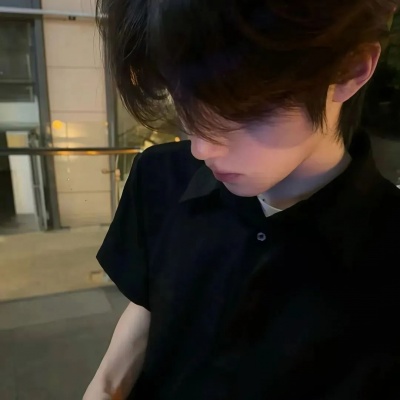 被帅到❗小众帅气男生头像推荐 男生头像 第6张 被帅到❗小众帅气男生头像推荐 男生头像 第6张