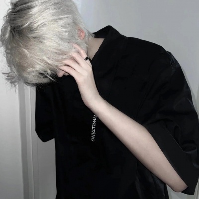 帅哥们必看的个性微信头像来啦 男生头像 第6张