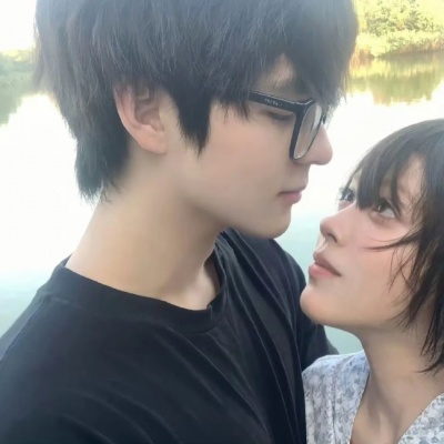 甜度爆表!Ins风超甜可爱情头来袭 情侣头像 第9张 甜度爆表!Ins风超甜可爱情头来袭 情侣头像 第9张
