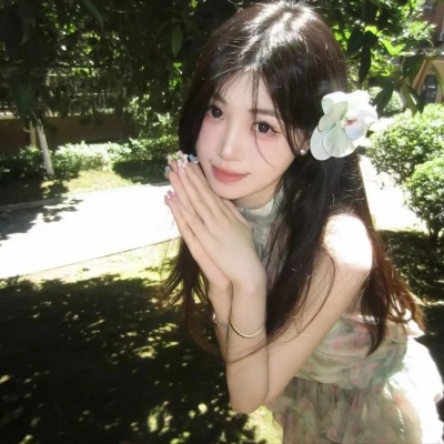 被这组绿色ins小众女头美哭啦 女生头像 第10张 被这组绿色ins小众女头美哭啦 女生头像 第10张