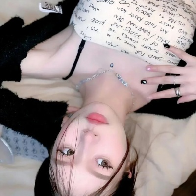 谁懂！又撩又欲的禁欲系女头来啦 女生头像 第2张