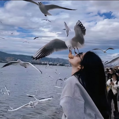 被自由感旅游风景女生背影头像美哭啦 女生头像 第1张 被自由感旅游风景女生背影头像美哭啦 女生头像 第1张