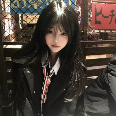 被问爆的ins氛围感闺蜜头像来啦 女生头像 第2张